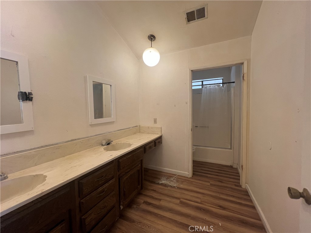 259 Emerald Dr, Merced, CA 95340