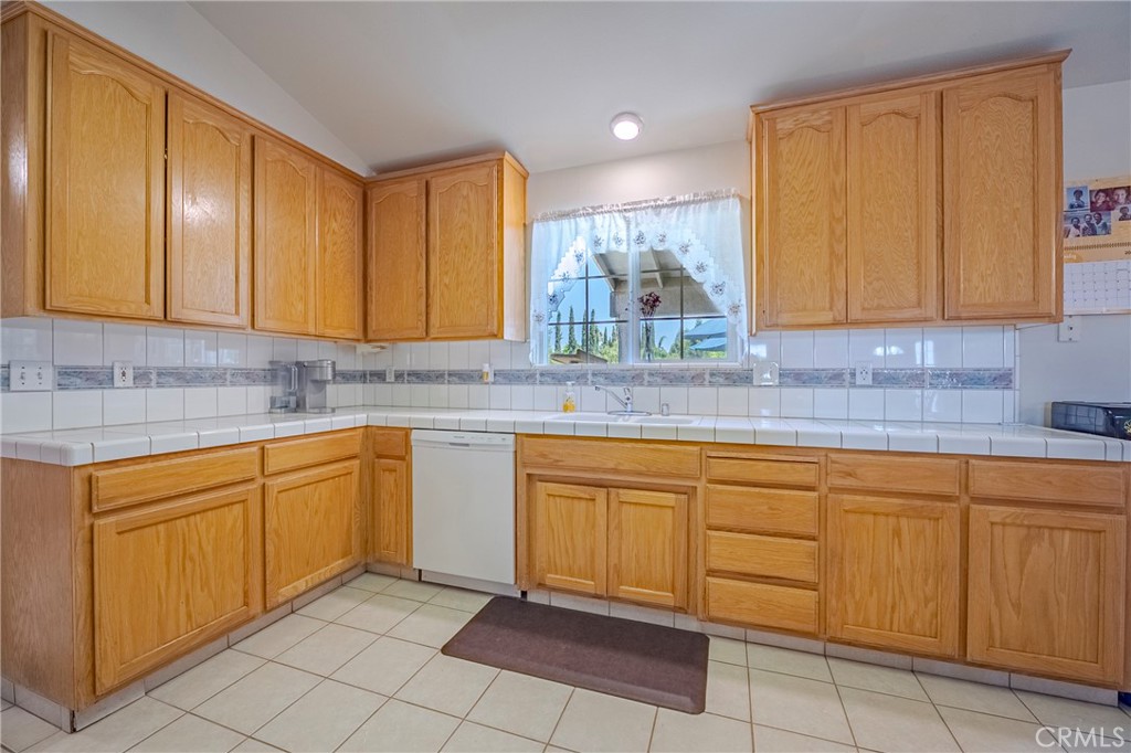 1422 Stratford Ave, Atwater, CA 95301