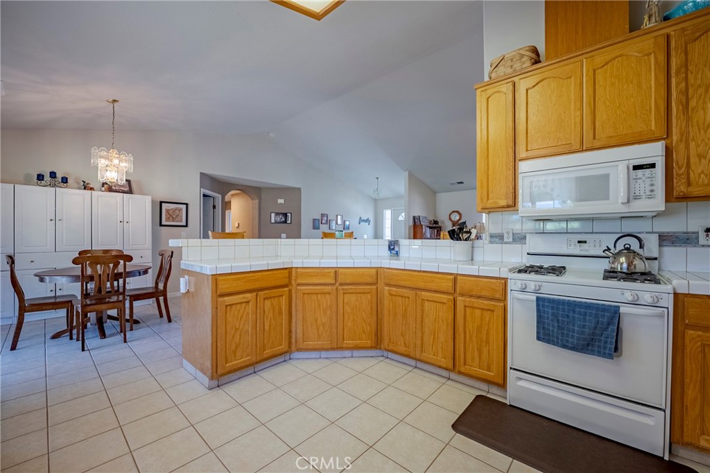 1422 Stratford Ave, Atwater, CA 95301