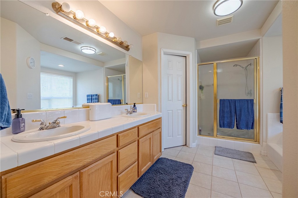 1422 Stratford Ave, Atwater, CA 95301