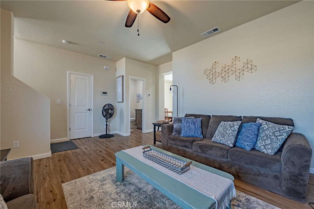 1338 Hermosa Dr, Merced, CA 95348