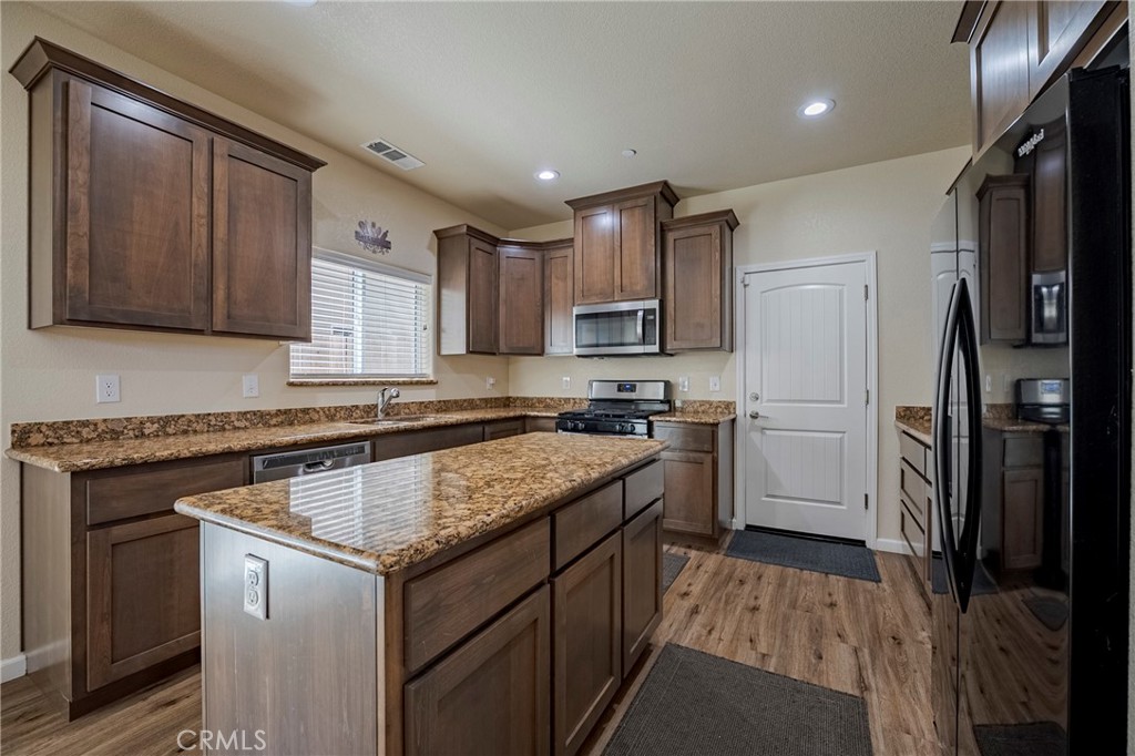 1338 Hermosa Dr, Merced, CA 95348