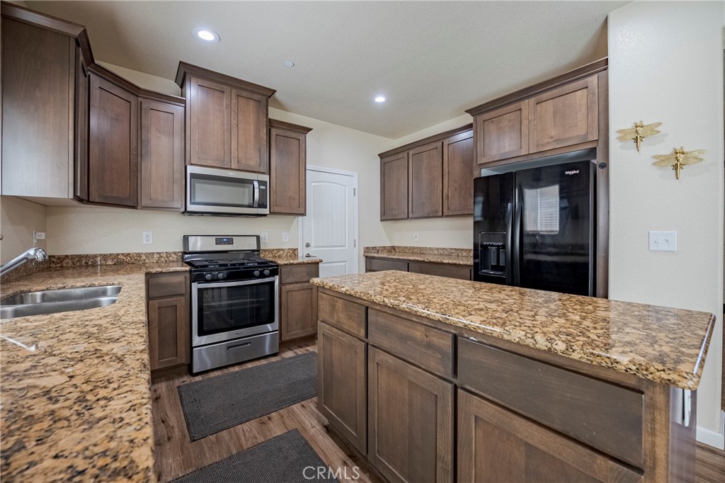 1338 Hermosa Dr, Merced, CA 95348