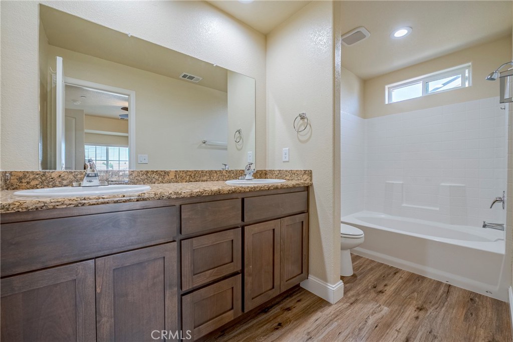 1338 Hermosa Dr, Merced, CA 95348
