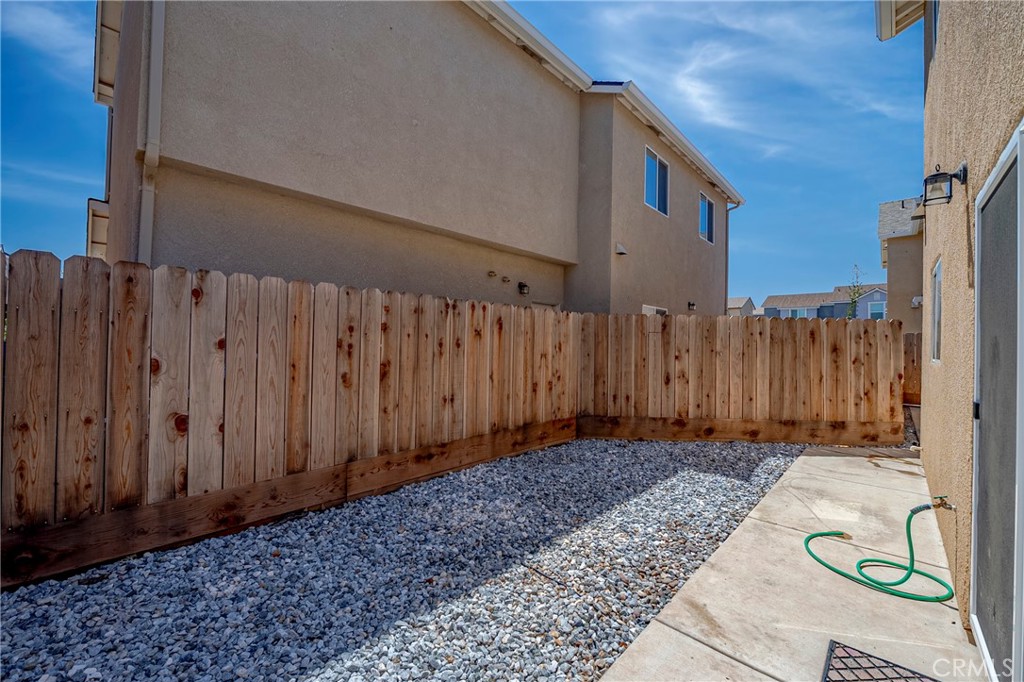 1338 Hermosa Dr, Merced, CA 95348