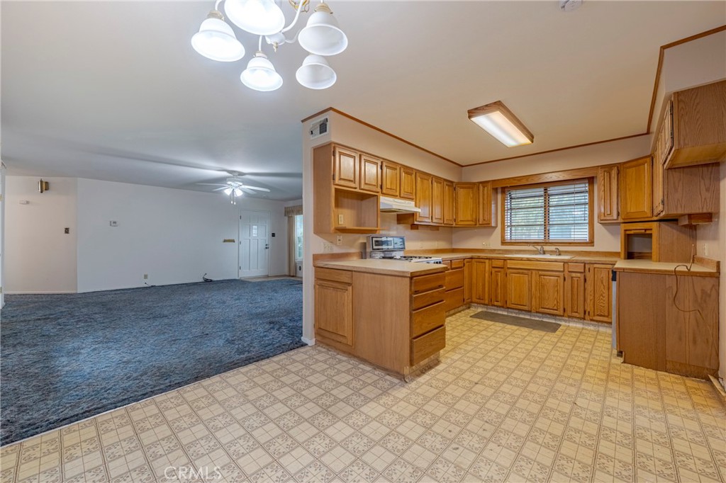 1665 Patricia, Merced, CA 95340