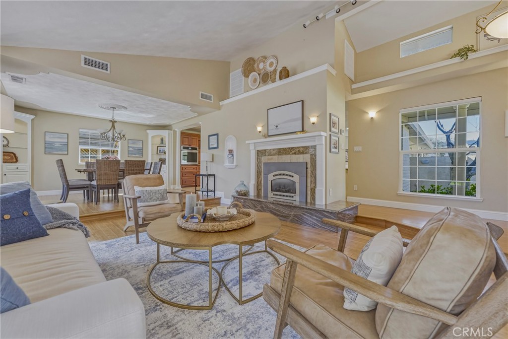 1282 Carolina, Merced, CA 95340