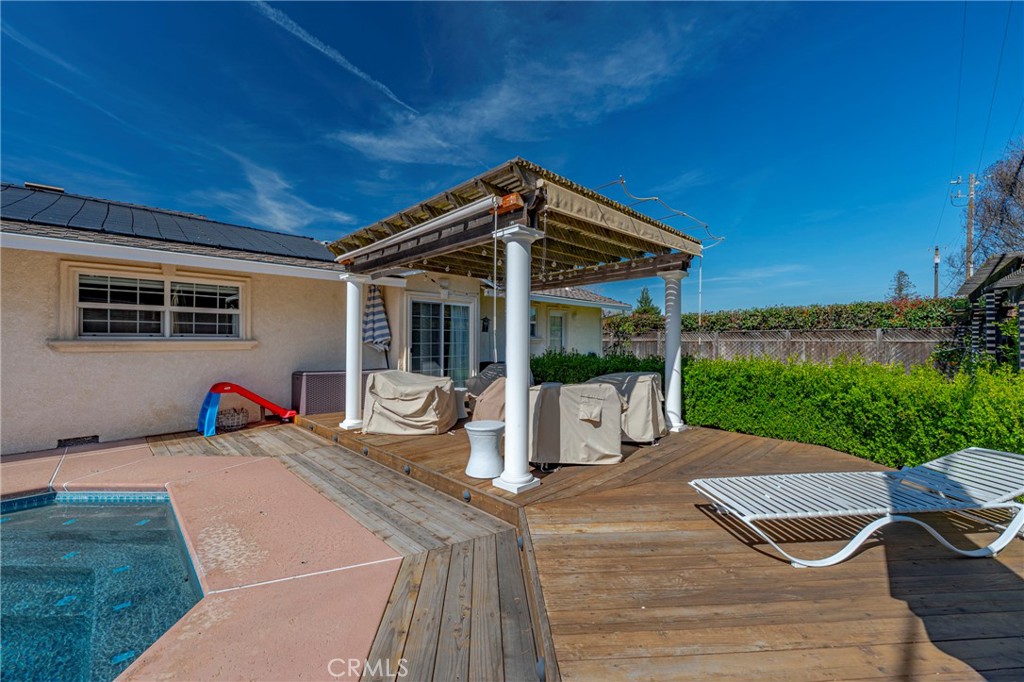 1282 Carolina, Merced, CA 95340