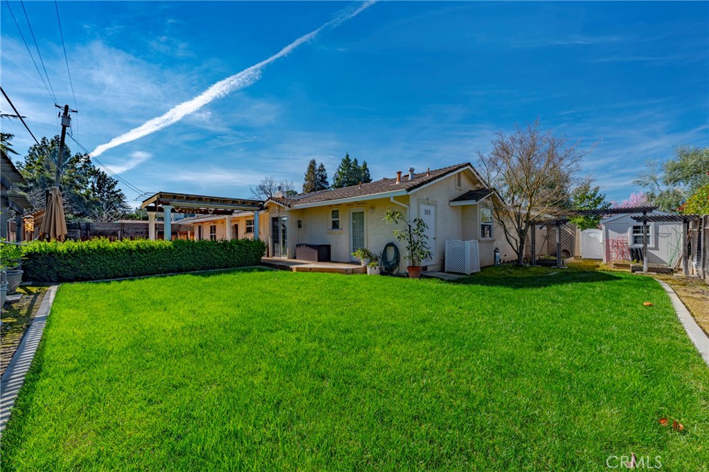 1282 Carolina, Merced, CA 95340