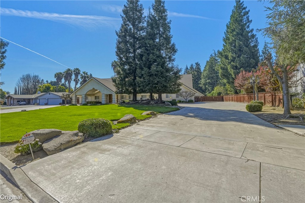 2394 E South Bear Creek Dr, Merced, CA 95340
