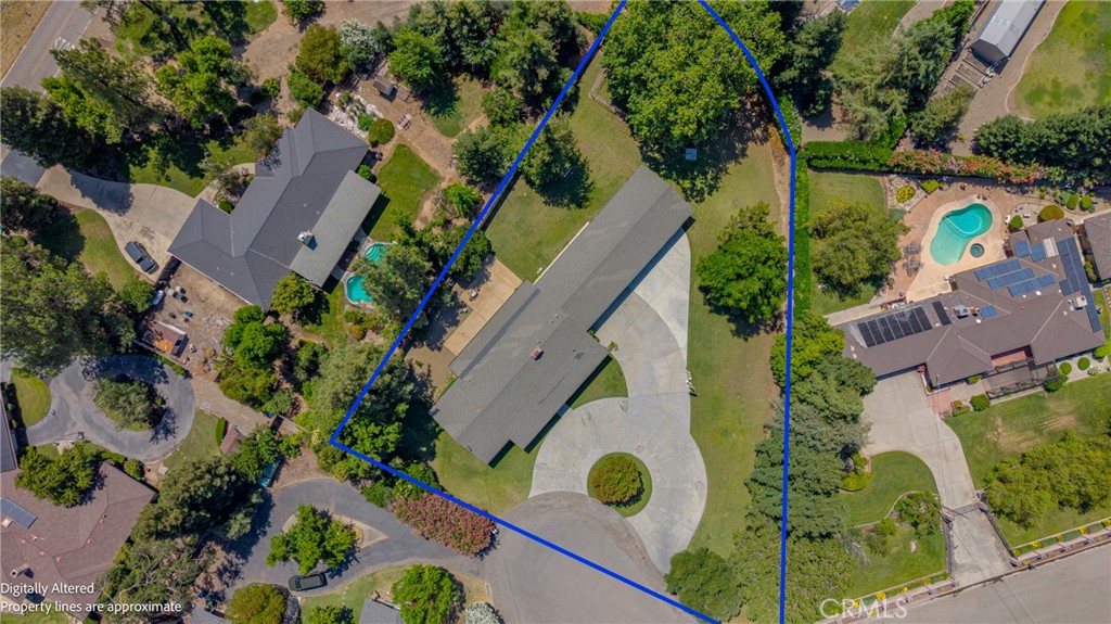 6090 Country Club Pl, Merced, CA 95340