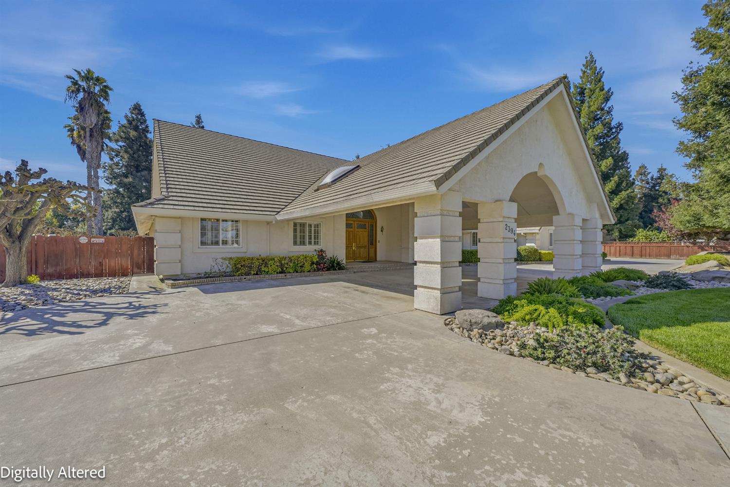 2394 E South Bear Creek Dr, Merced, CA 95340