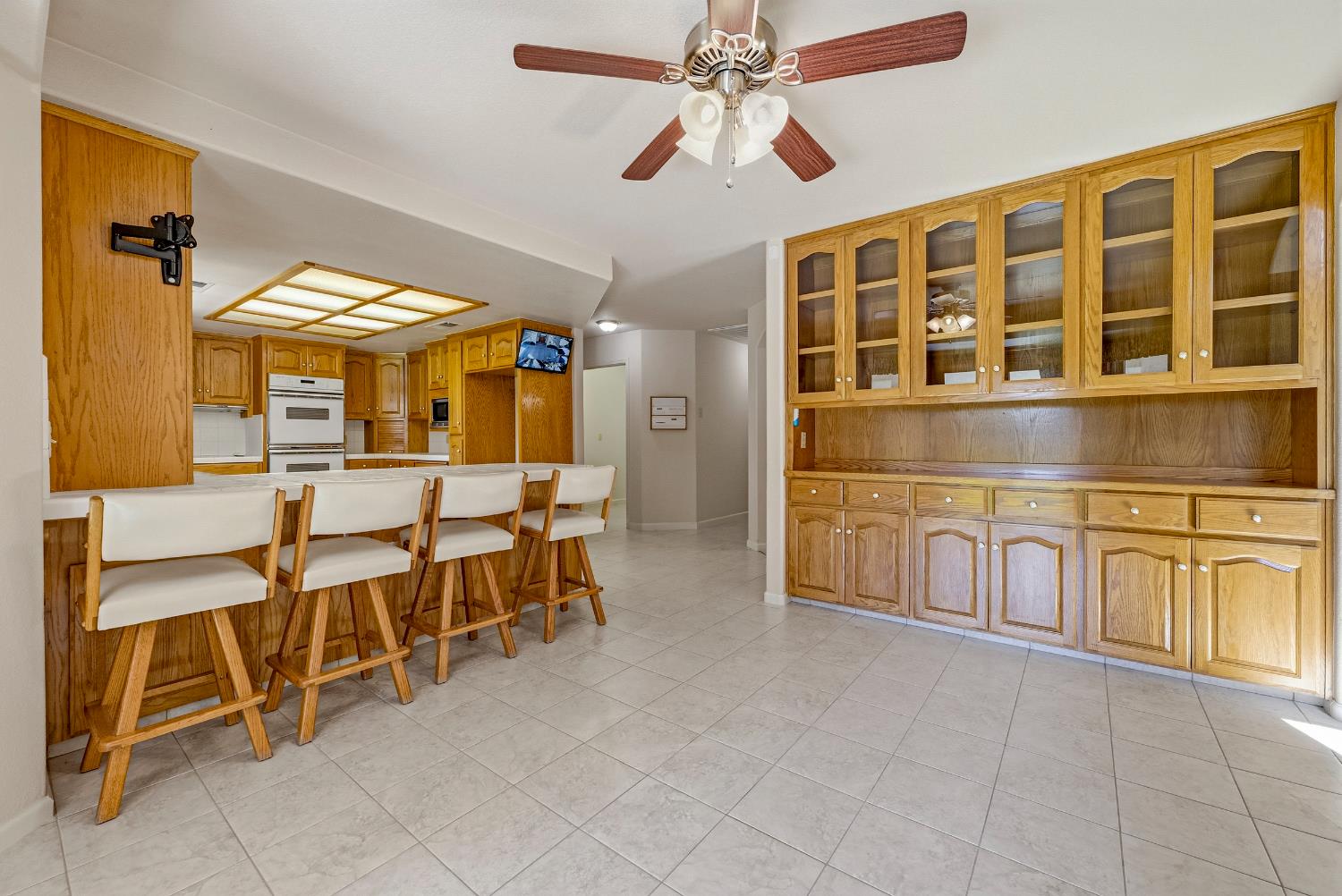 2394 E South Bear Creek Dr, Merced, CA 95340