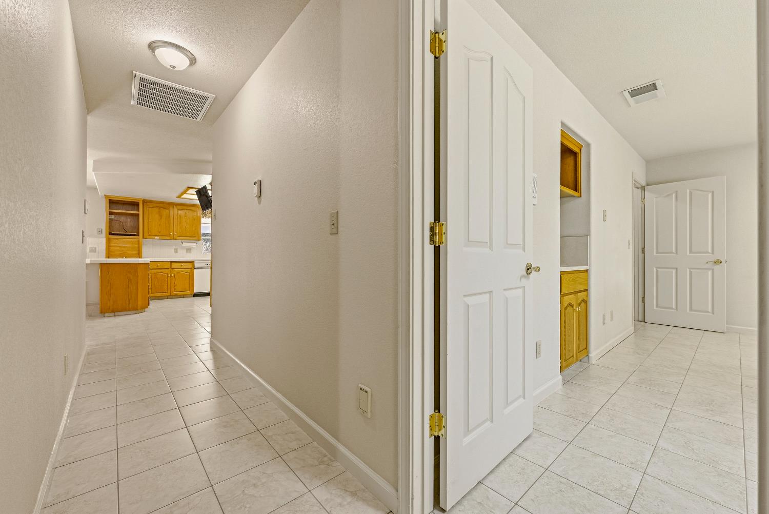 2394 E South Bear Creek Dr, Merced, CA 95340