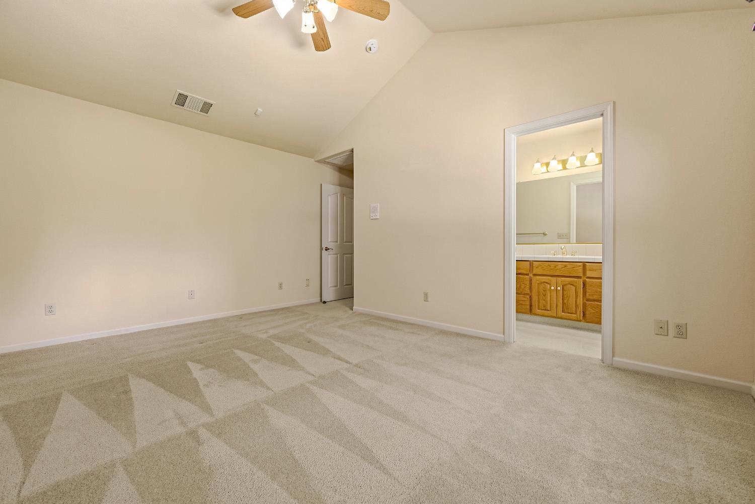 2394 E South Bear Creek Dr, Merced, CA 95340