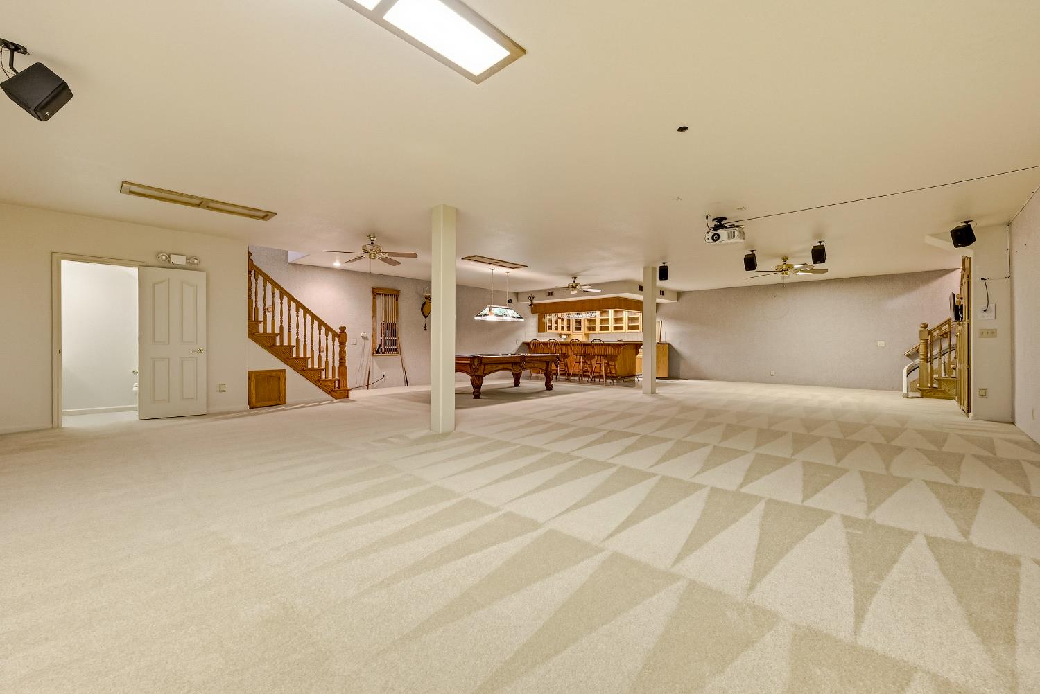 2394 E South Bear Creek Dr, Merced, CA 95340