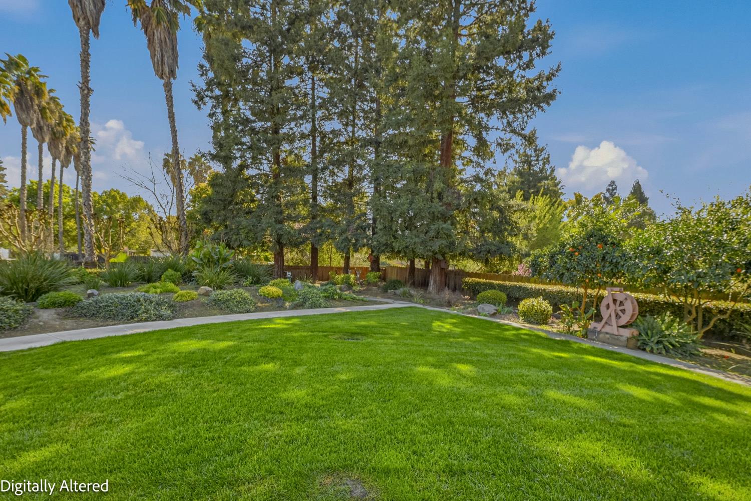 2394 E South Bear Creek Dr, Merced, CA 95340