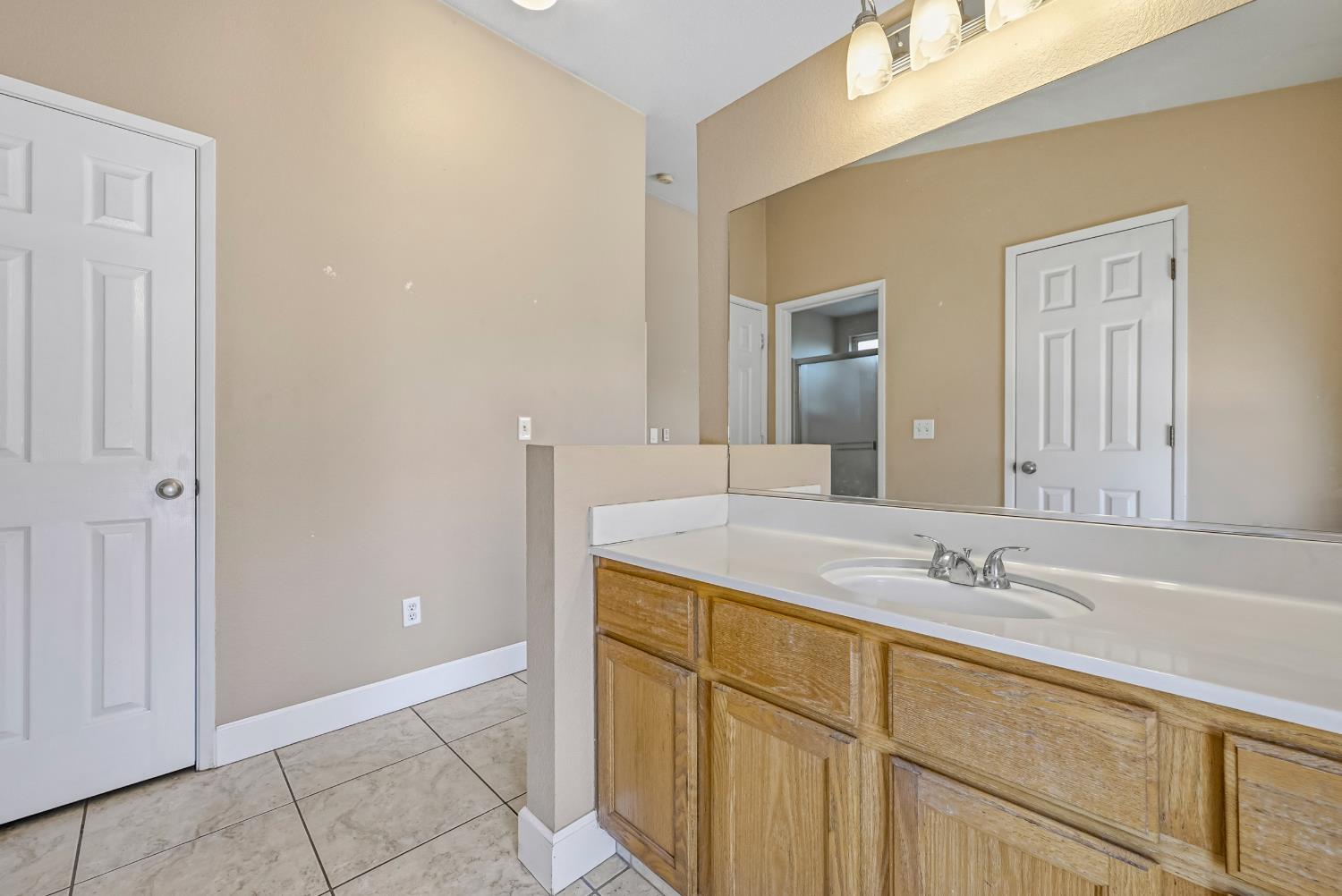 612 Los Altos Dr, Atwater, CA 95301